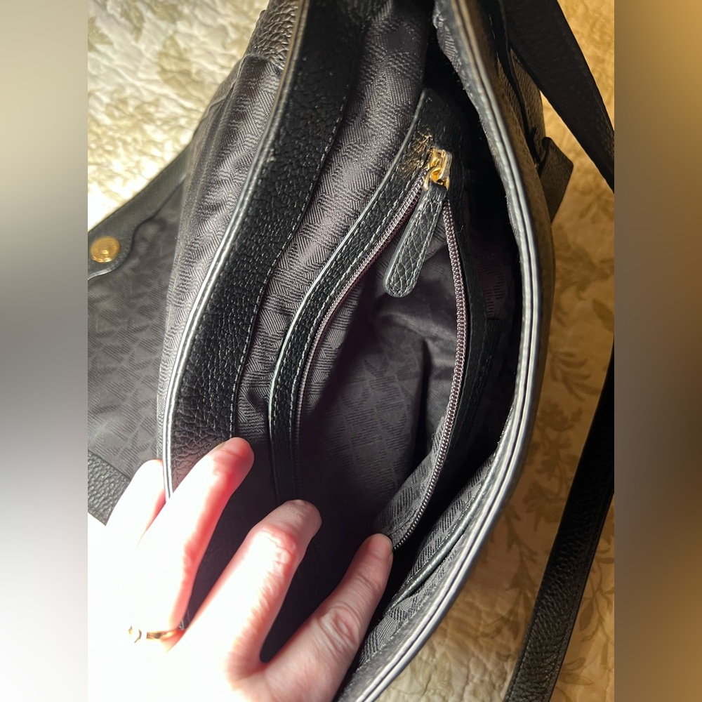 Michael Kors Leather Bedford Flap Crossbody Saddle Bag, Minimalist Quiet Luxury - Picture 10 of 15